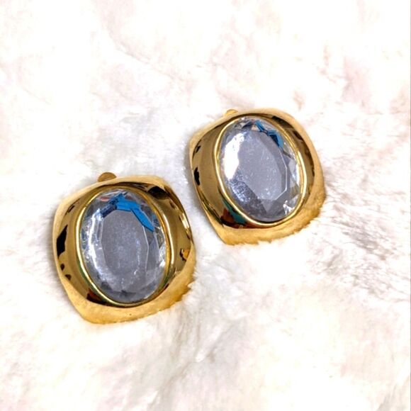 Vintage 80's Large Square Clear Rhinestone Clip Earrings - Picture 2 of 8